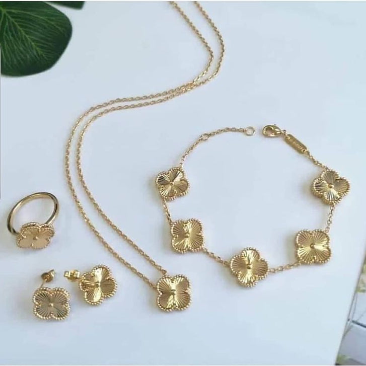 Gold Clover Set